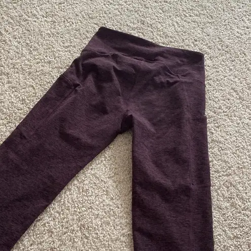 Kirkland Signature Kirkland workout leggings. S