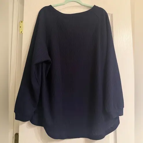 Chic Soul  Curved Hem Slouchy Dolman Tunic in Navy Thermal Waffle Knit - size 1x