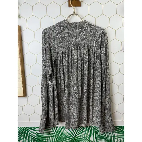 Free People  Modern Muse Snakeskin Oversized High Low Top - Size- Medium