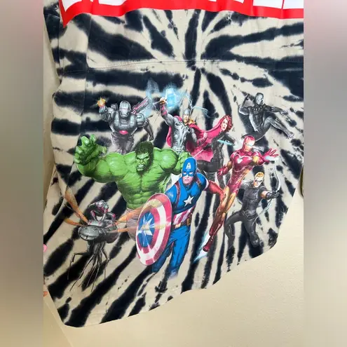 Marvel NTM: Disney Parks Black & White Tie Dye Spirit Jersey w/ Characters Sz M