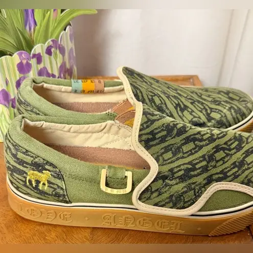L.A.M.B. Women’s Green Patterned Vintage Slip-On Sneakers Size 8.5