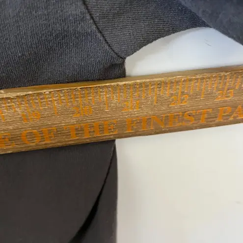 Elvis Lives T Shirt Vintage Y2K Medium M Gray Tee