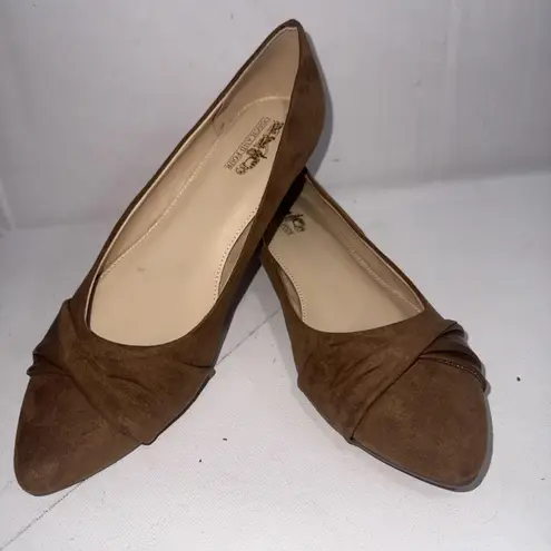 Coach & Four Flats Faux Suede Old Money Minimalist Low Heel Pointed Shoes 7.5 Brown