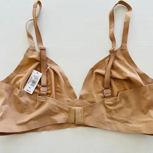 Love by Gap Sz XL Wireless Seamless No Show Lounge Nude Bralette Bra Stretch Tan