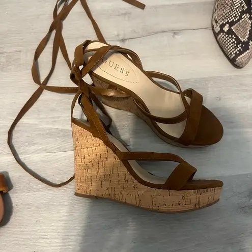 Guess wedges