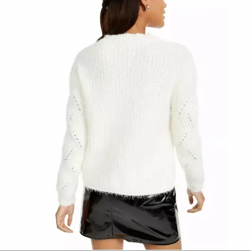 Freshman Fluffy Po Chenille Eyelash Sweater Ivory