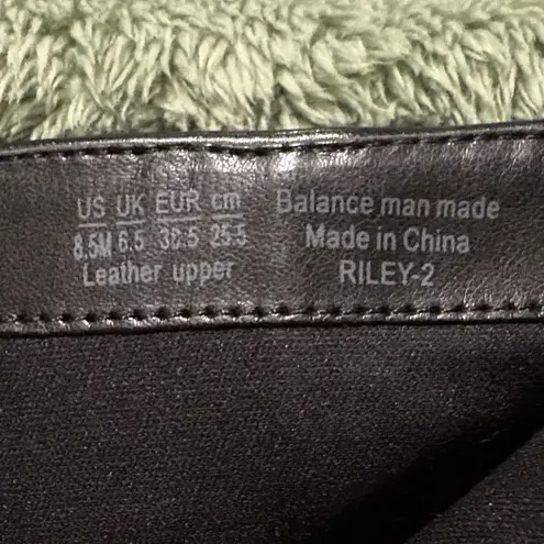 Bleecker and Bond EUC Women’s Riley-2 Leopard Print Calf Hair Booties Size 8.5