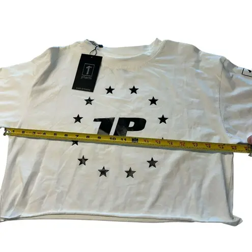 1st Phorm Women’s M Long Sleeve Crop Top White Relaxed Fit Pump Cover New Size M
