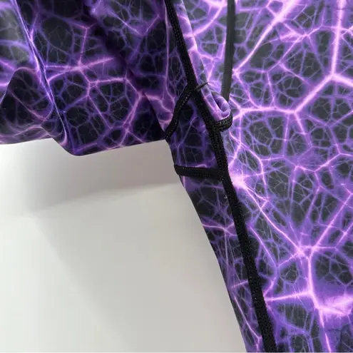 Constantly Varied Gear CVG Medium Passion Purple & Black Capri Crossfit Leggings Size XL