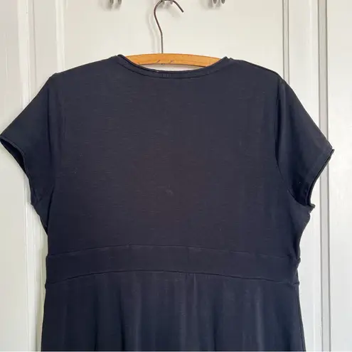 Boden • Casual Jersey Dress surplice black cotton knit day cap sleeve a