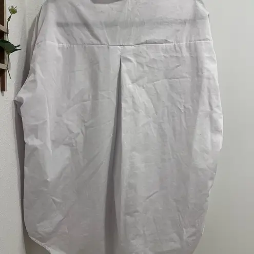 Eye bedazzled detail long sleeve shirt in white and silver Size M