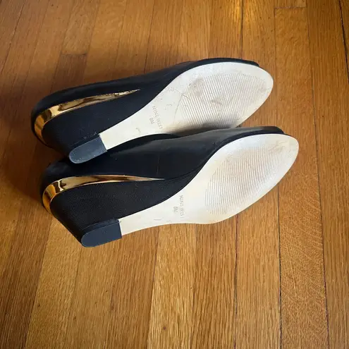 Nine West  Black Leather Open-Toe Wedges with Gold Accent, Size 8M