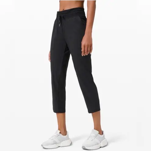 Lululemon  Dance Studio Crop 25" Cinchable Hem Mid-Rise Pants in‎ Black Size 2 - Image 7