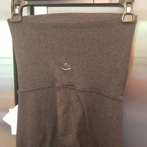 Beyond Yoga 💕BEYOND THE BUMP 💕 Maternity Palomino High Waist Midi Leggings XS