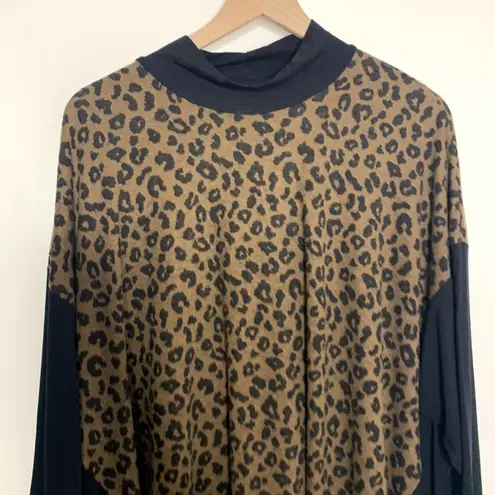 Alembika Chiu Oversized Cheetah Mock Neck Top Women XL Brown Black