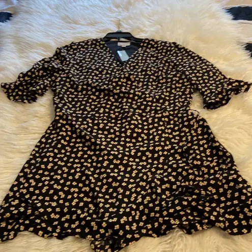 Loft  Romper perfect for coming summer size 14P brand new with tag