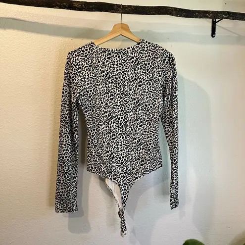 Yummy Sweater Co White/Black Animal Print Soft Cotton Bodysuit Size Large White