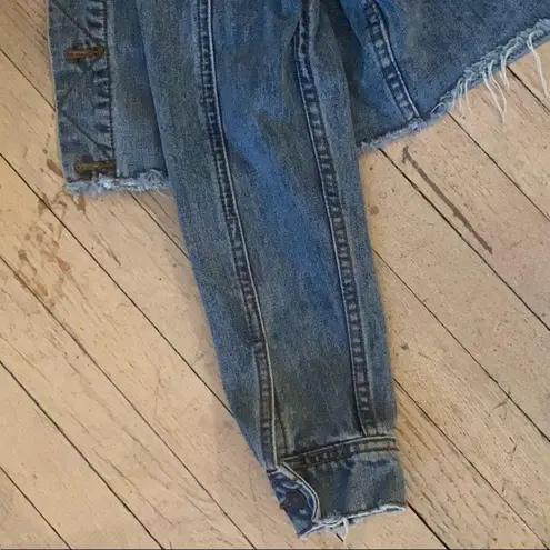 Sunset + Spring Cropped Denim Floral Embroidered Blue