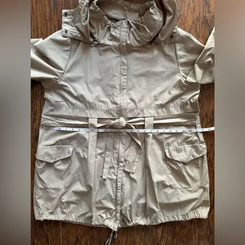 Apostrophe Womens Raincoat Rain Jacket Tan Hood Drawstring Waist Two Way Zipper Size XL