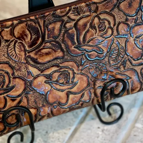 Cowhide Wristlet Clutch Leather Cowhide Zipper Embossed Leather Crossbody bag Brown