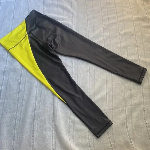 Zyia  Active yoga pants.