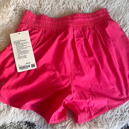 Lululemon NWT  Hotty Hot High-Rise Lined Short 4"