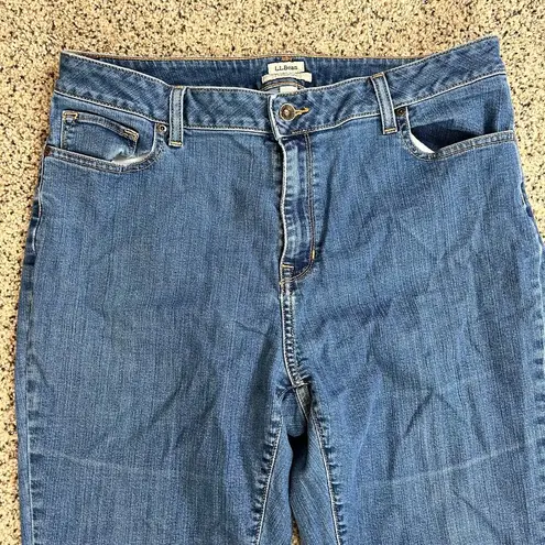 L.L.Bean  Womens Jeans Size 16 Classic Fit Blue Denim Straight Leg