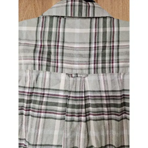 Orvis  Womens Plaid Large Button Dowm‎