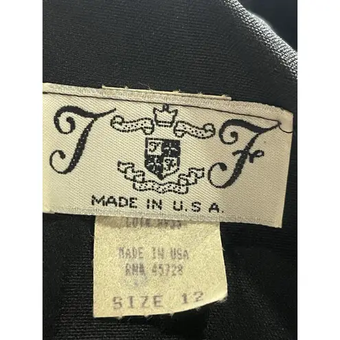 F&F Vintage T & F Lace Black Dress Sz 12 - USA. F-143