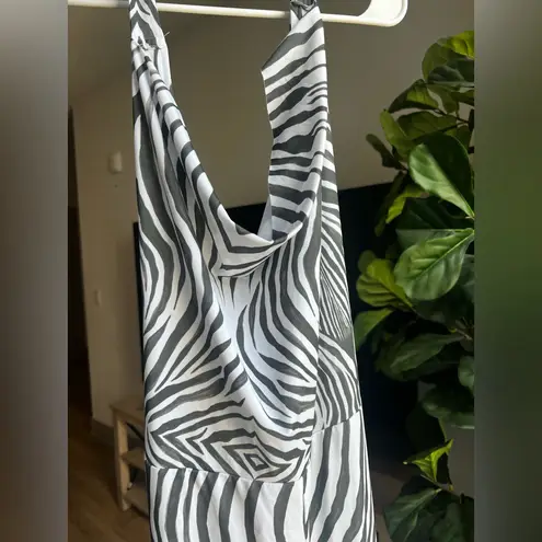 ASOS Zebra Print Halter Wide Leg Jumpsuit Size 6 NWOT Black