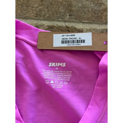 SKIMS Fits Everybody Super Cropped T-Shirt Neon Orchid Size XL