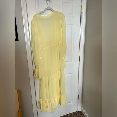 Bananhot Amara Dress in Daisy Yellow Size M