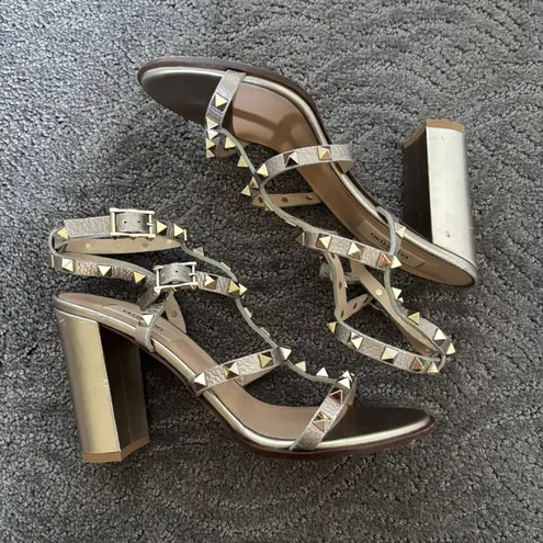 Valentino Garavani Rockstud Caged 90mm Block Heel Sandals Silver Leather Size 39