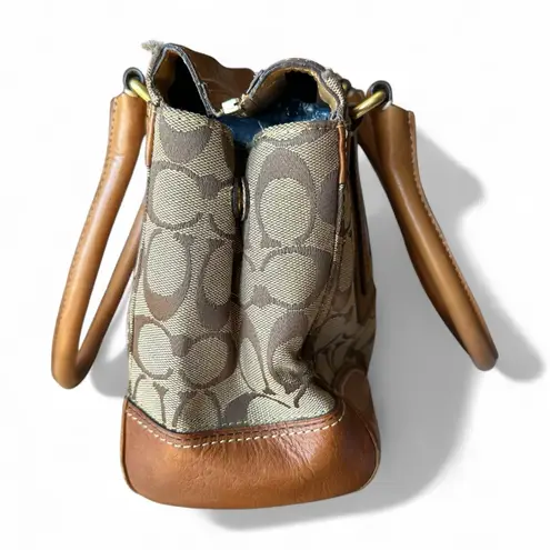 Coach  Signature Hamptons Handbag 11062