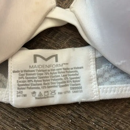Maidenform Demi Coverage Push Up and In Bra Style DM9900 Size 34 D NWT White - Image 4