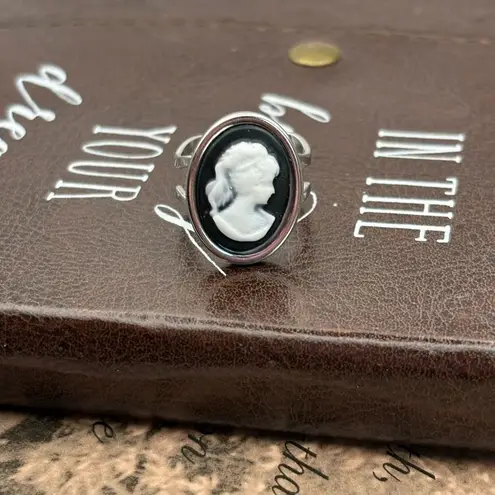 Handmade Black White Cameo Ring Victorian Stainless Steel Adjustable