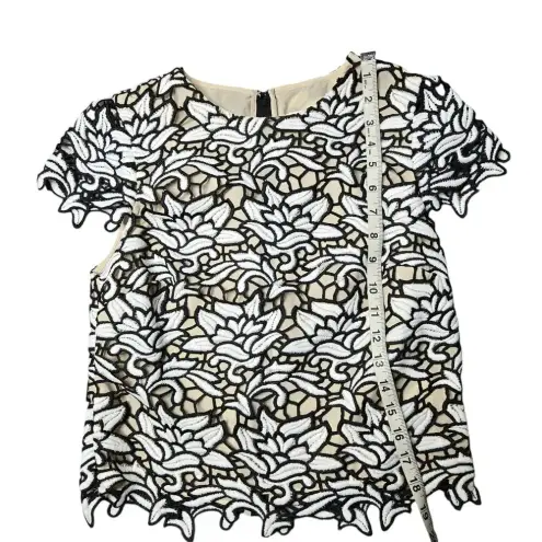 Alice + Olivia  Embroidered Black & White Short Sleeve Top