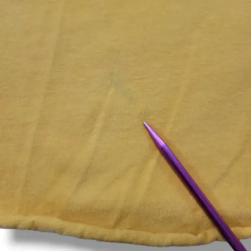 Creative Empire Top Size Medium Crop Top Long Sleeve Graphic Tee Graphic Print T-Shirt