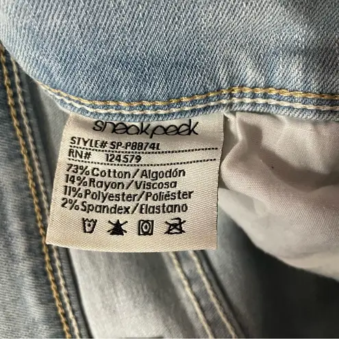 Sneak Peek NWOT Light Wash Blue Lightly