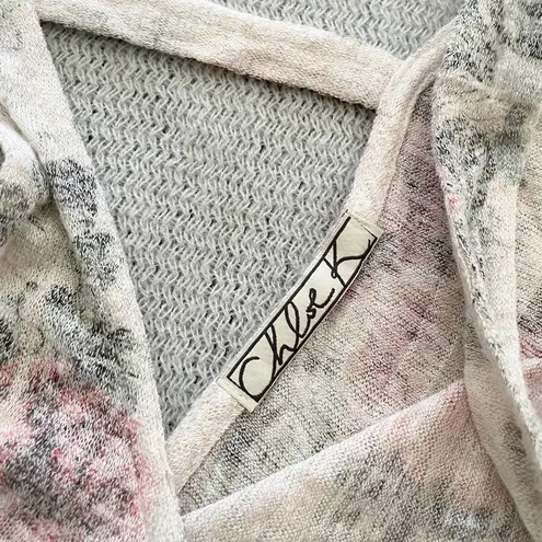 Chloe K Floral Romantic Tank Top - Small