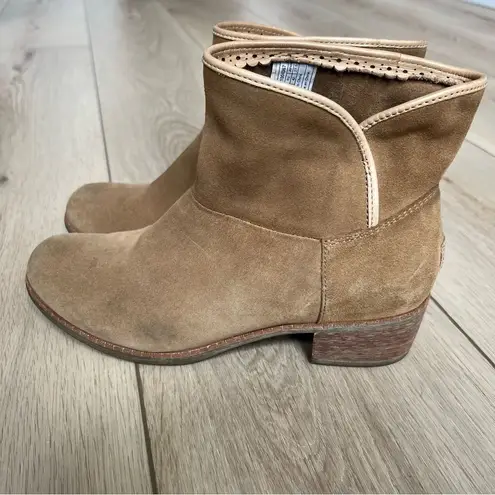UGG Australia Darling Suede Ankle Boots Chestnut Size 11