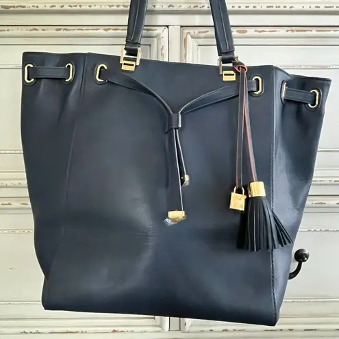 G.I.L.I Got it Love It Navy Blue Leather Large Bucket Handbag NWOT