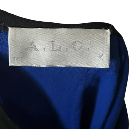 ALC Frank A.L.C. Women's Blue Top Black Trim Short Sleeve Career Casual Women's L