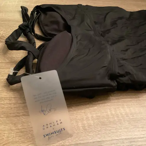 NEW black side cutout swimsuit 16W