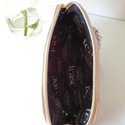 Victoria's Secret  Tease Gardenia Tote+Makeup Bag