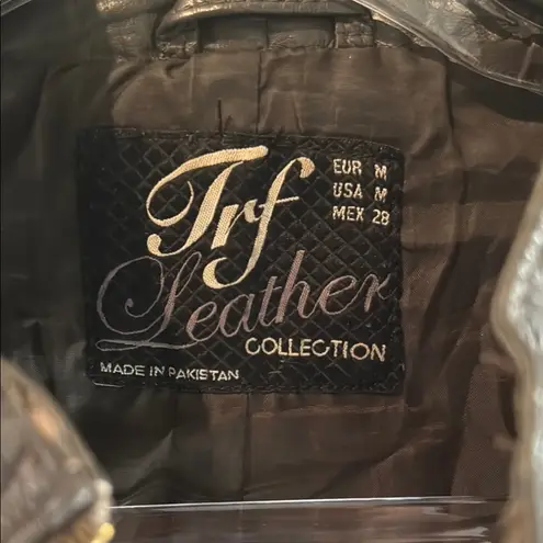 Dark Gray Fitted Leather Jacket with Notched Collar Size M