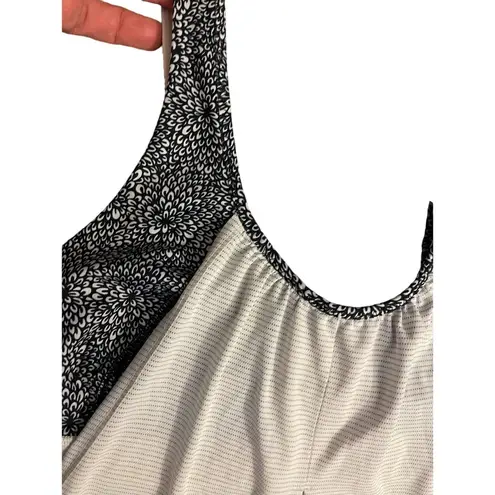  Athletica Tops Lululemon Run Times Tank Top Heathered Ghost Size‎ 6