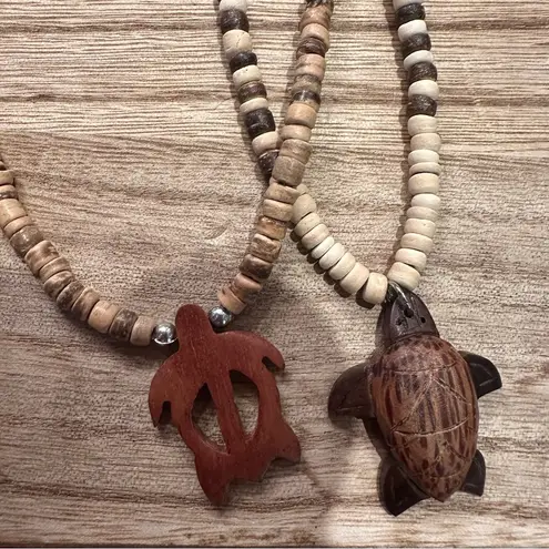 Island Sense Maui Sea Turtle Wood Beaded Necklace Brown