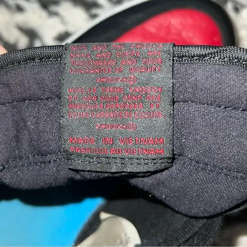 Nike  Air Jordan 1 Women’s Retro High Top “NC to Chi” - Size 7.5 / 38.5