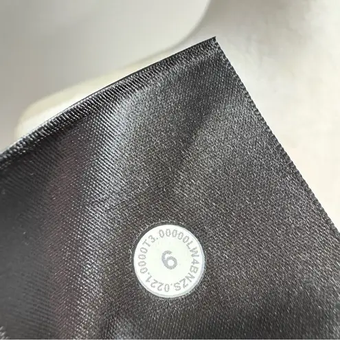 Lululemon  Pack Light Pullover Long Sleeve Hooded Jacket Lightweight Light Pink 6